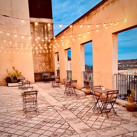 Della Gioventù - Il Castello Noto